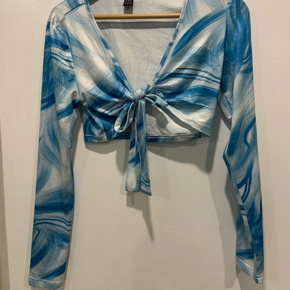 Blue cropped long sleeve shein shirt - Picture 1 of 3